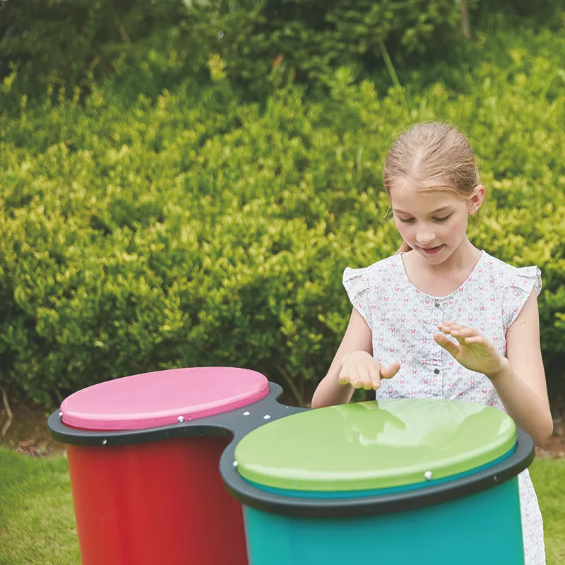 Δύο Congas Outdoor